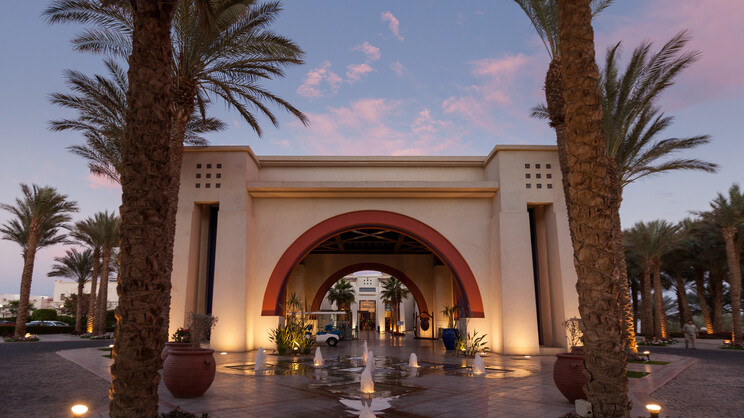 Grand Rotana Resort & Spa
